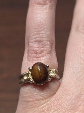 Gold-Tone Tiger Eye Cabochon Ring in Brown